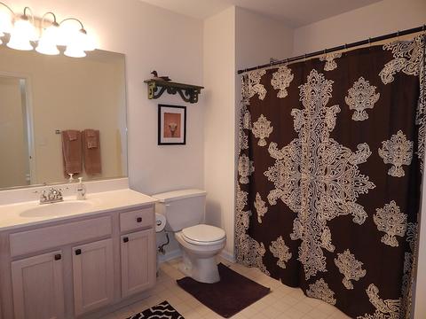 2060 Jeffrey Ct, Elgin, IL 60123 photo 18