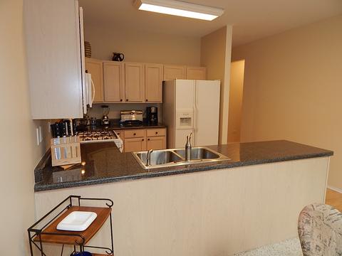 2060 Jeffrey Ct, Elgin, IL 60123 photo 7