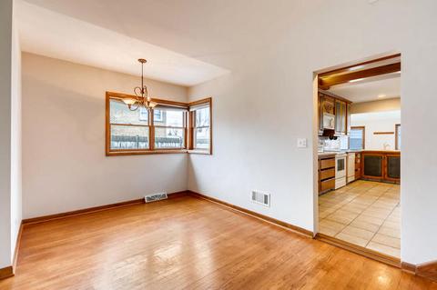 328 Radcliffe Ave, Des Plaines, IL 60016 photo 7