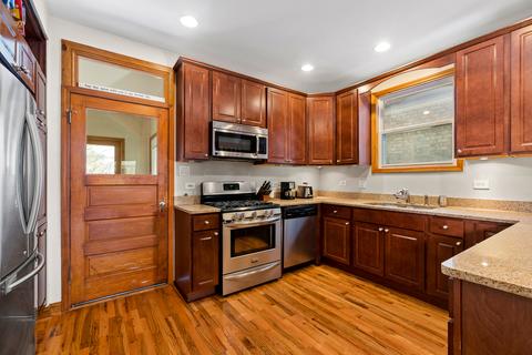 1919 Maple Ave, Berwyn, IL 60402 photo 7