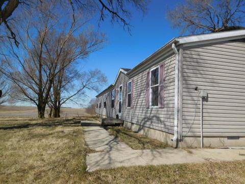 4805 E 3250 North Rd, Potomac, IL 61865 photo 2