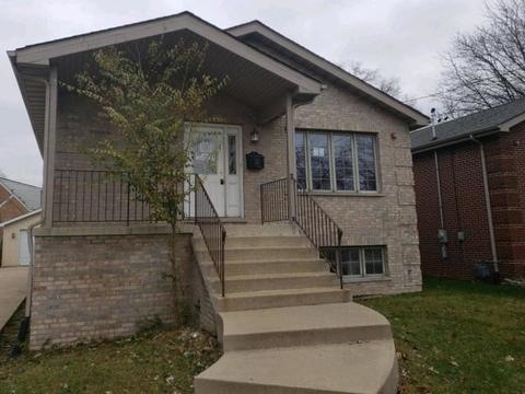 1546 N Wolf Rd, Berkeley, IL 60163 photo 1