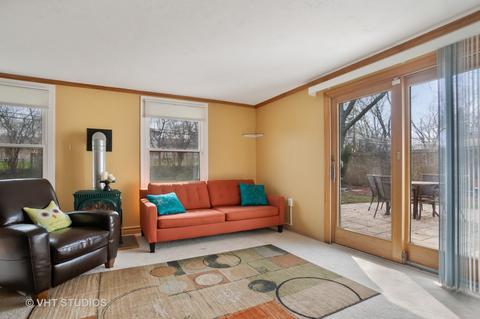 545 Jamison Ln, Hoffman Estates, IL 60169 photo 8