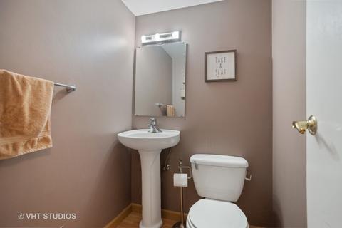 545 Jamison Ln, Hoffman Estates, IL 60169 photo 16