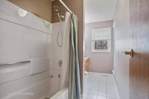 545 Jamison Ln, Hoffman Estates, IL 60169 photo 14
