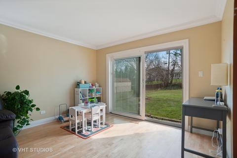 545 Jamison Ln, Hoffman Estates, IL 60169 photo 4