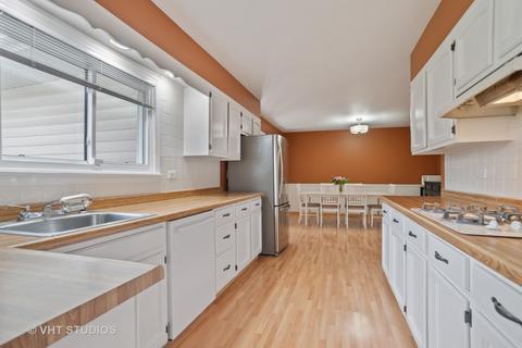 545 Jamison Ln, Hoffman Estates, IL 60169 photo 5