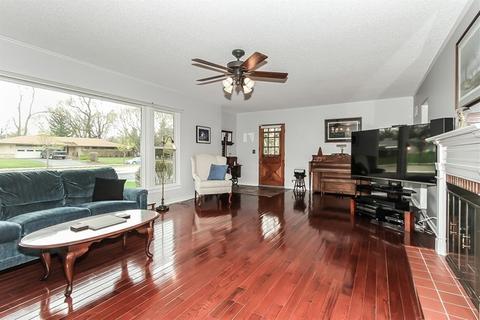 520 Wing Park Blvd, Elgin, IL 60123 photo 6