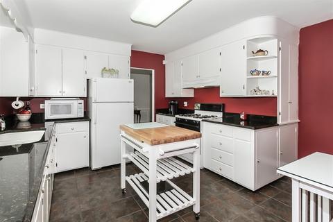520 Wing Park Blvd, Elgin, IL 60123 photo 10