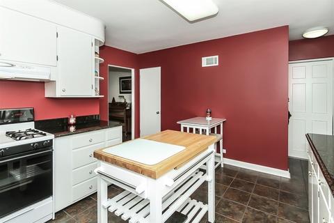 520 Wing Park Blvd, Elgin, IL 60123 photo 8