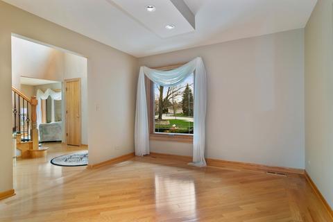 824 Kent Cir, Bartlett, IL 60103 photo 6