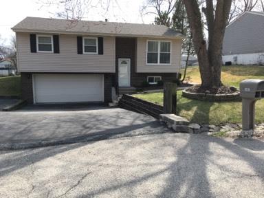 1407 May Ave, Johnsburg, IL 60051 photo 1