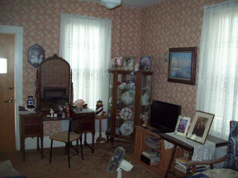 107 Ross St, Walnut, IL 61376 photo 6