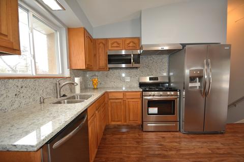 515 Michael Mnr, Glenview, IL 60025 photo 11