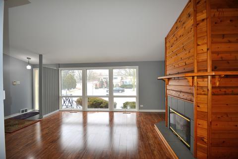 515 Michael Mnr, Glenview, IL 60025 photo 4