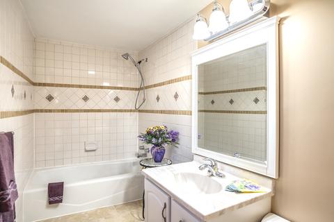 515 Michael Mnr, Glenview, IL 60025 photo 22