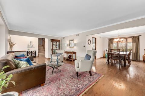 232 Somerset Rd, Willowbrook, IL 60527 photo 3