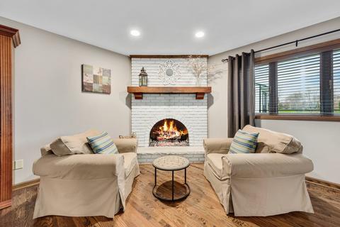 232 Somerset Rd, Willowbrook, IL 60527 photo 11