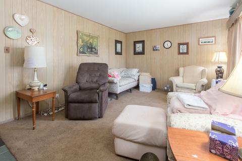 242 E Maple Ave, Roselle, IL 60172 photo 6