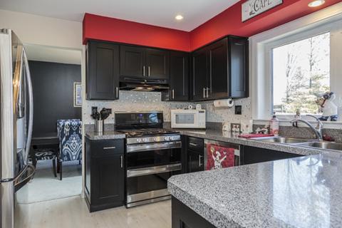281 S Oak Ave, Bartlett, IL 60103 photo 8