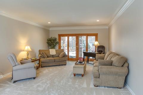 634 N Walnut St, Itasca, IL 60143 photo 7