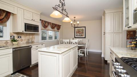 2727 Covert Rd, Glenview, IL 60025 photo 5