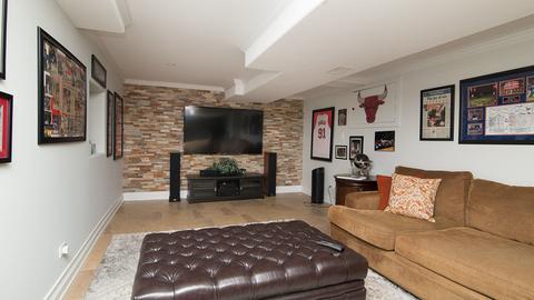 2727 Covert Rd, Glenview, IL 60025 photo 32