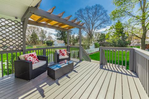 107 E Pine Ave, Roselle, IL 60172 photo 22
