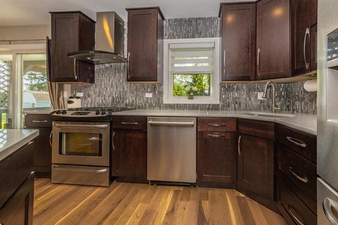 107 E Pine Ave, Roselle, IL 60172 photo 7