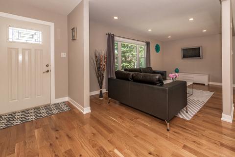 107 E Pine Ave, Roselle, IL 60172 photo 4