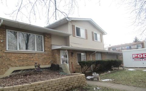 308 Lyons Dr, Bolingbrook, IL 60440 photo 1
