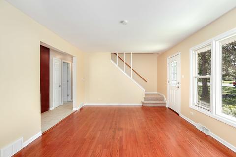 1609 Beecher Ave, Wheaton, IL 60187 photo 4