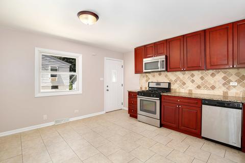 1609 Beecher Ave, Wheaton, IL 60187 photo 9