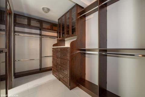 100 E Huron St #1104, Chicago, IL 60611 photo 16