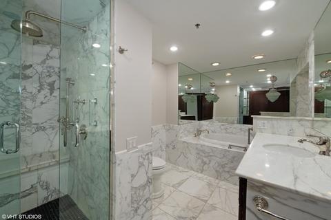 100 E Huron St #1104, Chicago, IL 60611 photo 15