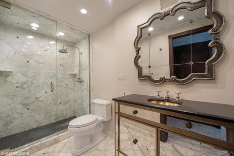 100 E Huron St #1104, Chicago, IL 60611 photo 18