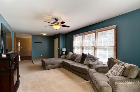 502 Philip Dr, Bartlett, IL 60103 photo 7