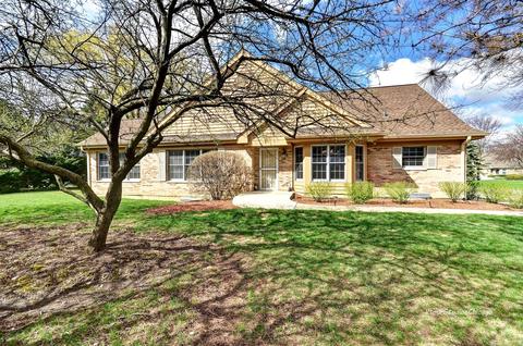 502 Philip Dr, Bartlett, IL 60103 photo 3