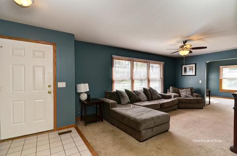 502 Philip Dr, Bartlett, IL 60103 photo 6