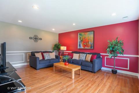 620 Hillcrest Blvd, Hoffman Estates, IL 60169 photo 3