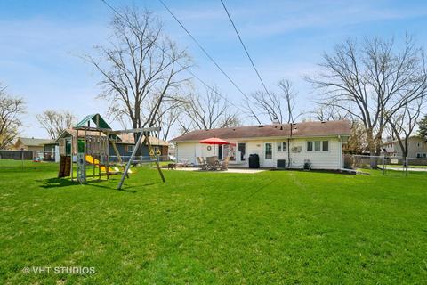 620 Hillcrest Blvd, Hoffman Estates, IL 60169 photo 14