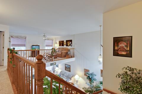 1378 Diamond Dr, Hoffman Estates, IL 60192 photo 21