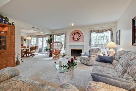 1378 Diamond Dr, Hoffman Estates, IL 60192 photo 7