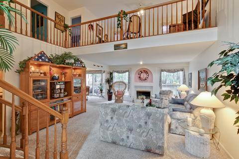 1378 Diamond Dr, Hoffman Estates, IL 60192 photo 5
