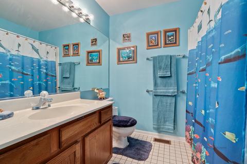 1378 Diamond Dr, Hoffman Estates, IL 60192 photo 24