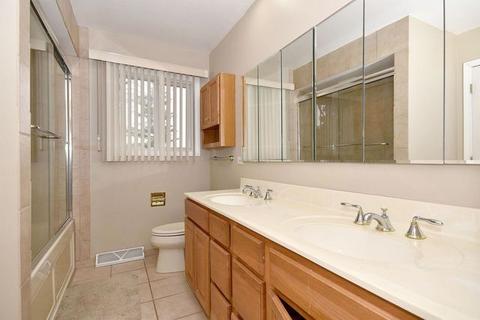 1852 W Mulloy Dr, Addison, IL 60101 photo 12