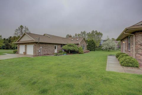 606 S Harrison St, Philo, IL 61864 photo 5