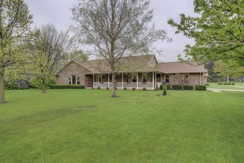 606 S Harrison St, Philo, IL 61864 photo 2