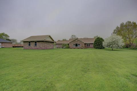 606 S Harrison St, Philo, IL 61864 photo 6