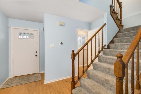 1099 Whitchurch Ct, Wheaton, IL 60189 photo 11